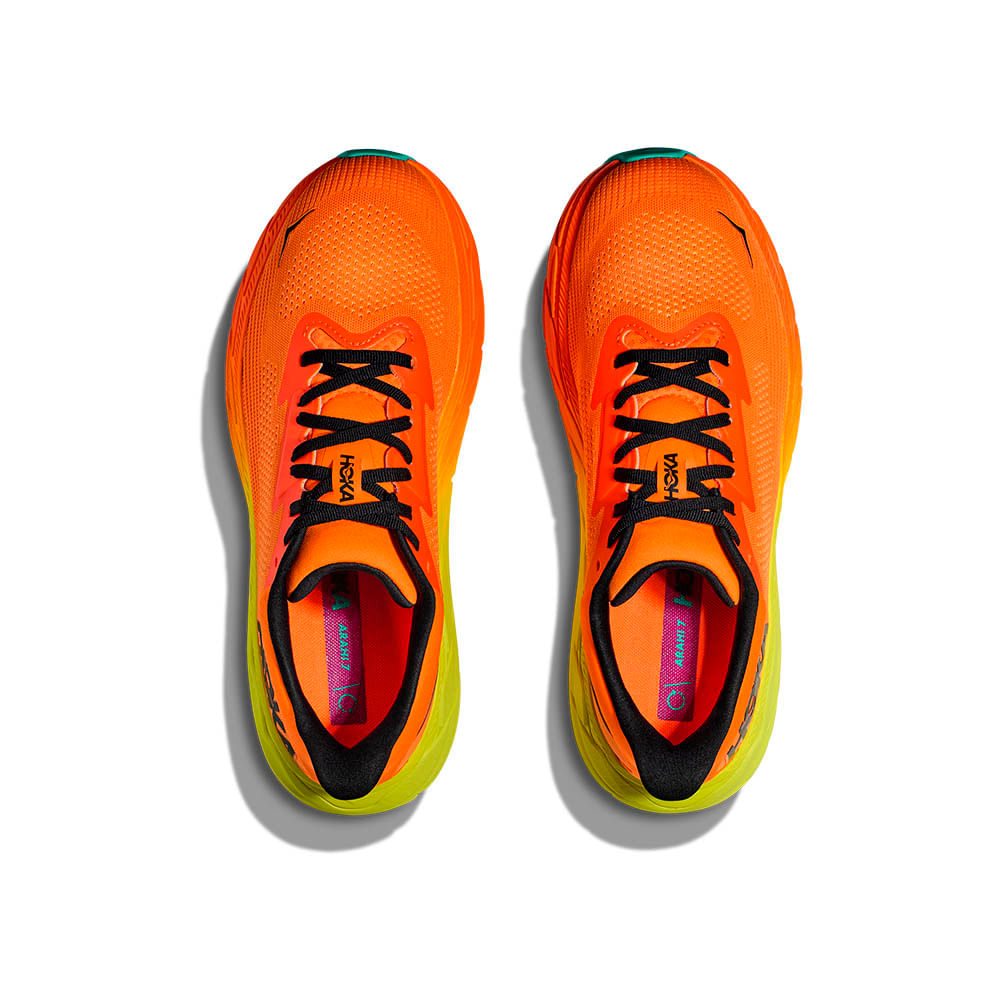 Hoka Arahi 7- Laranja