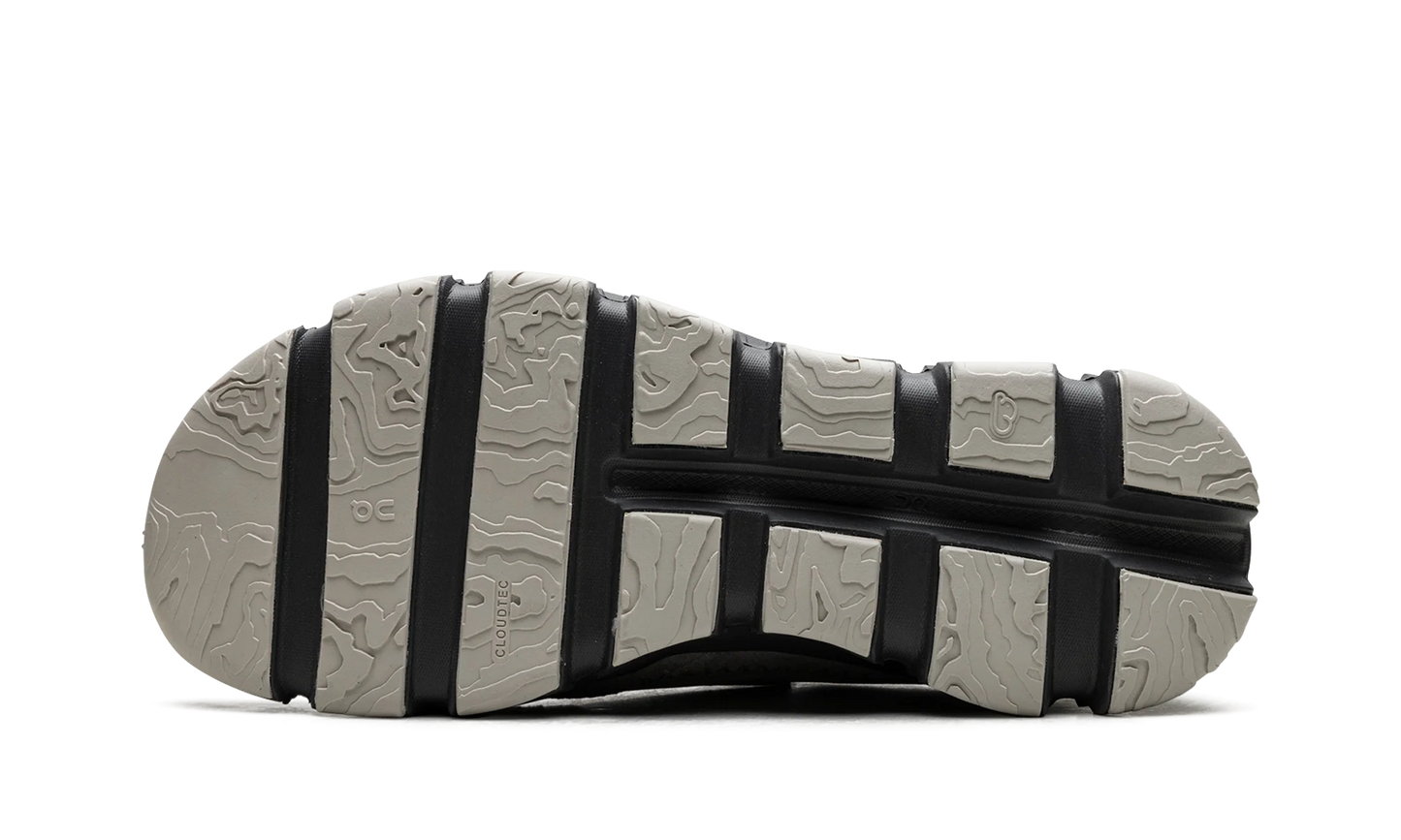 On Running Cloudaway "Grey"