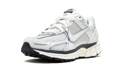 Nike Zoom Vomero 5 Photon Dust Metallic Silver
