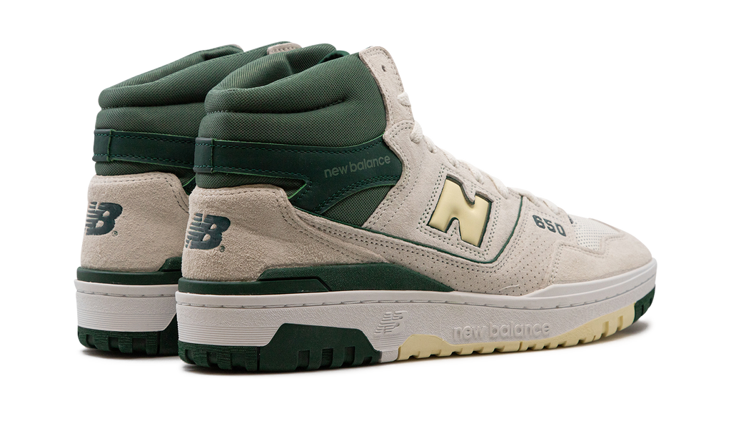 New Balance 650R Sea Salt Nightwatch Green