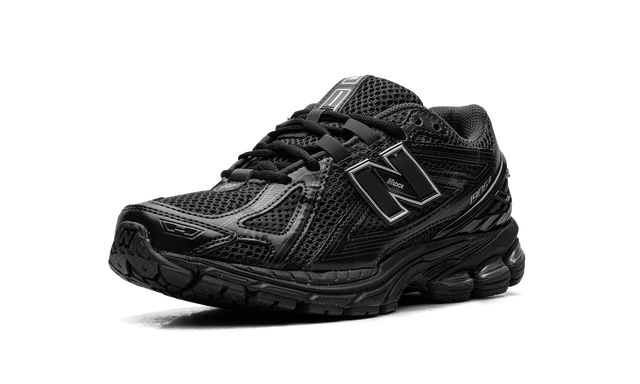 New Balance 1906R "Black Metallic"