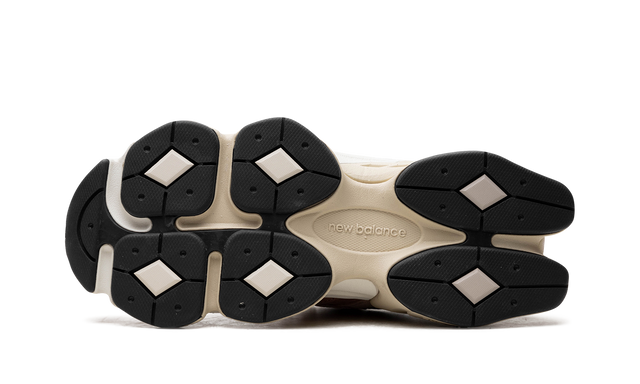 New Balance 9060 Sparrow