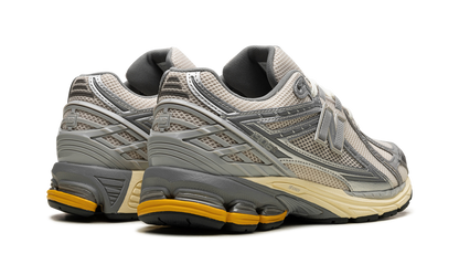 New Balance 1906R "Metallic Silver Yellow"