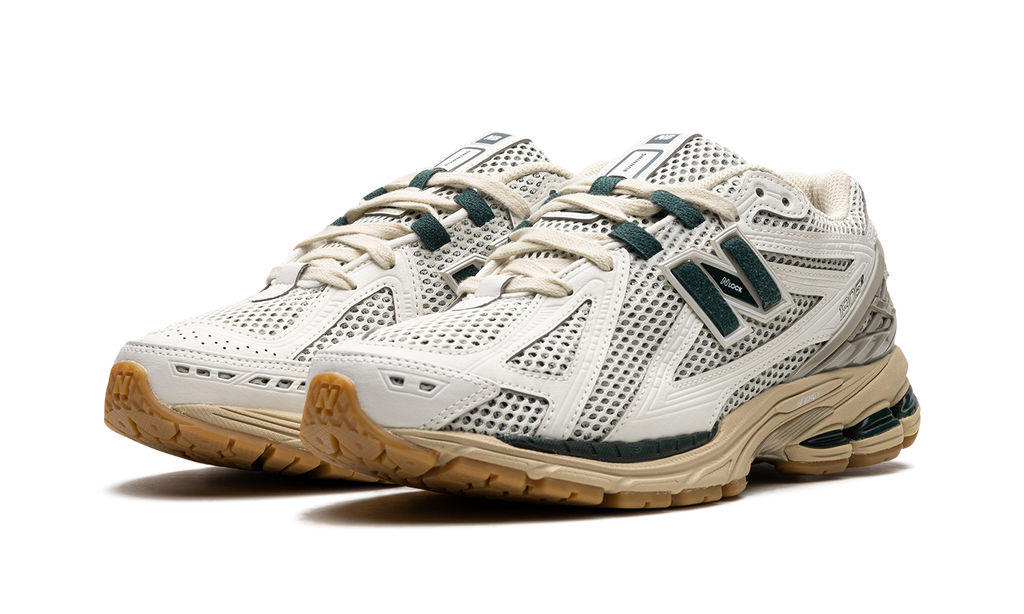 New Balance 1906R "Kith- Black"