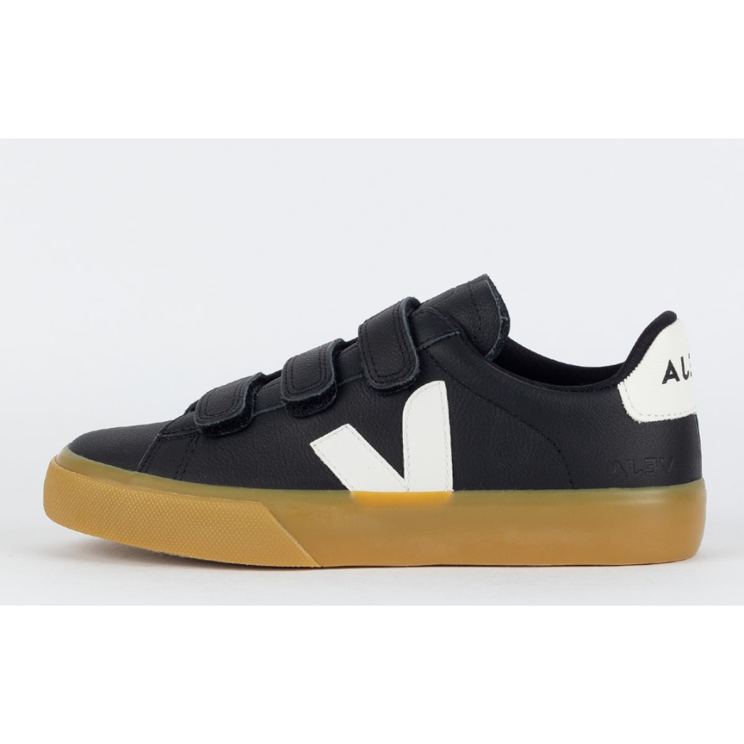 Vert Shoes Logo Chromefree Leather Black White
