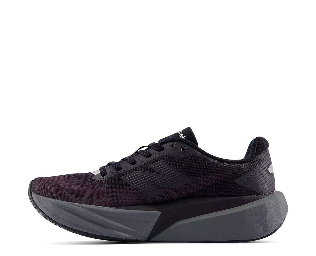 New Balance FuelCell Rebel V5