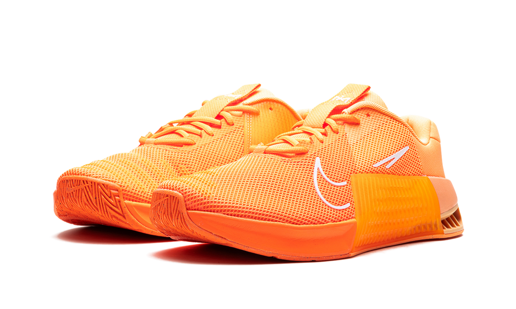 Nike Metcon 9 AMP Atomic Orange