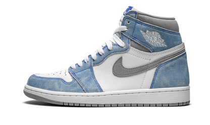 Air Jordan 1 High Hyper Royal