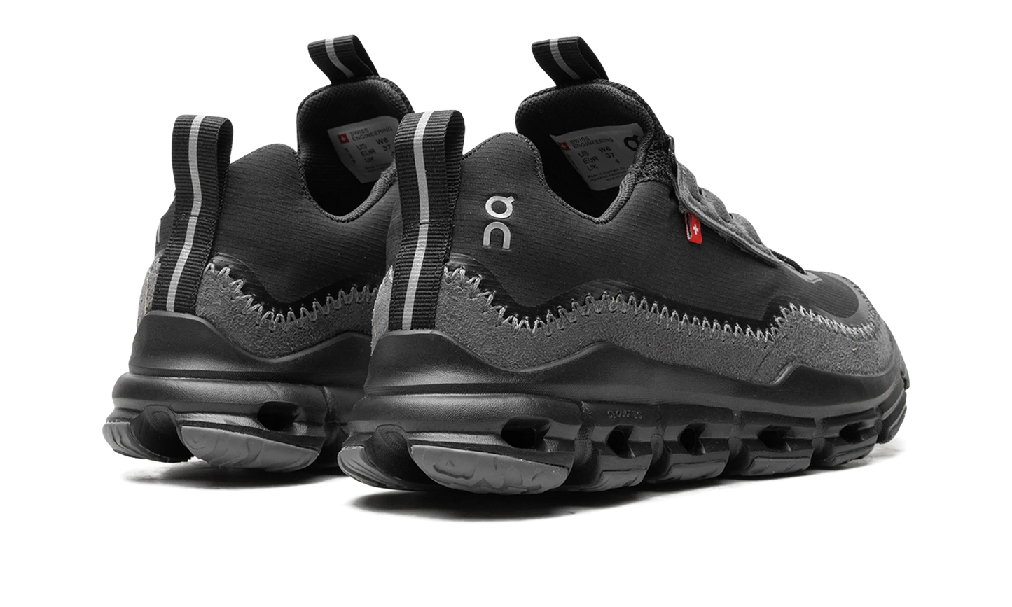 On Running Cloudaway WMNS "BLACK ROCK"