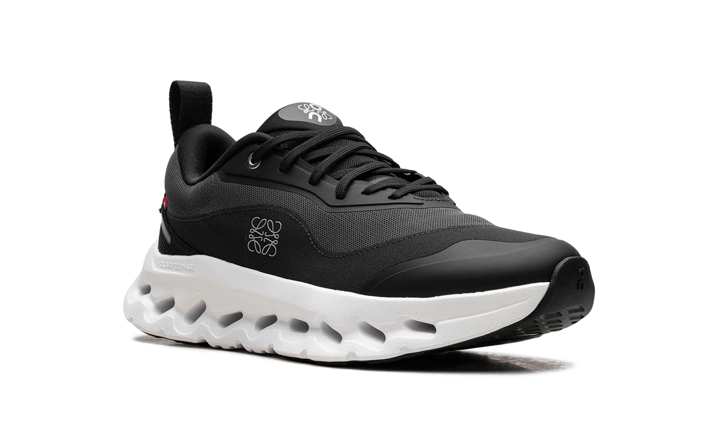 On x LOEWE Cloudtilt 2 'Black/White'