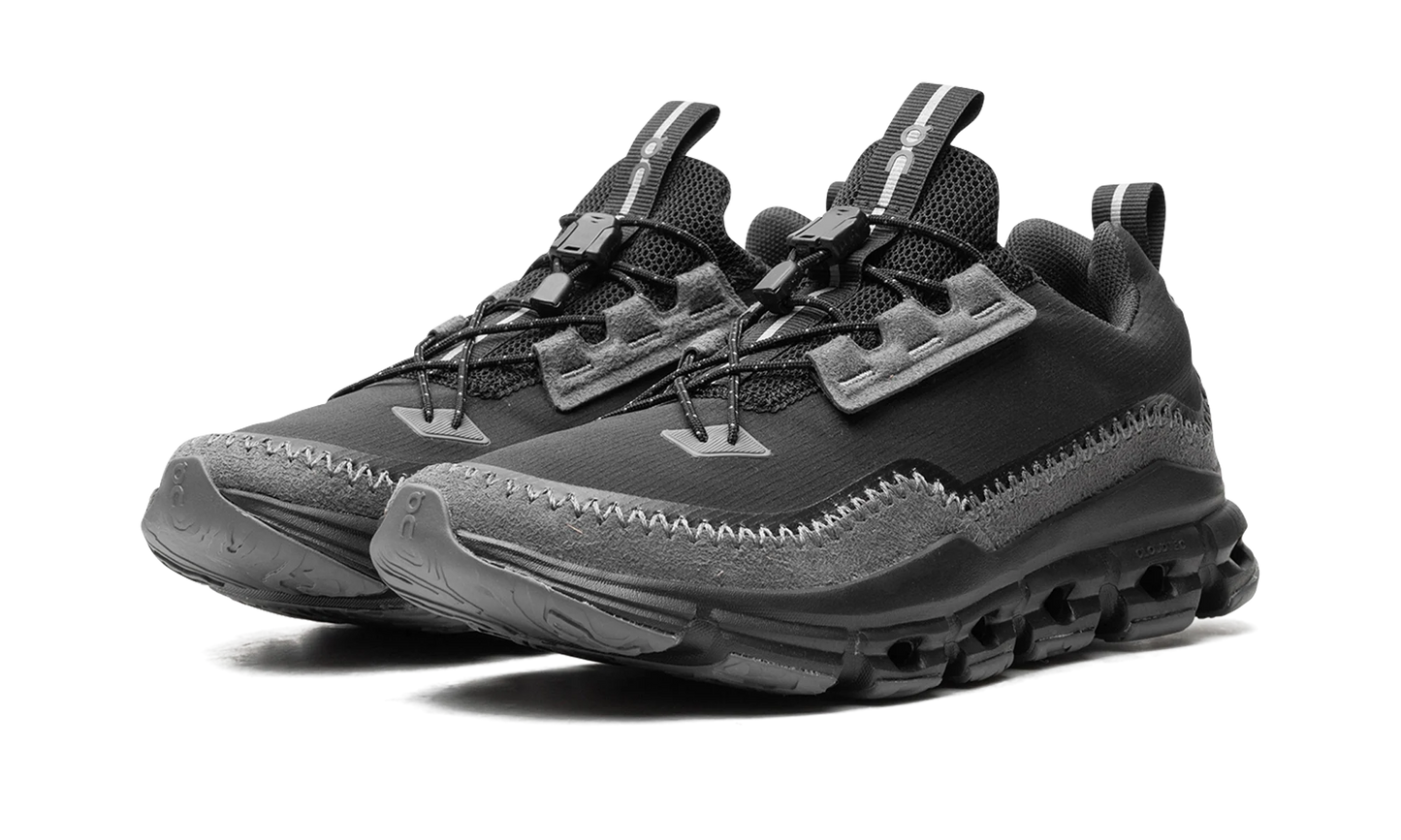 On Running Cloudaway WMNS "BLACK ROCK"