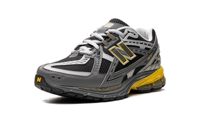 New Balance 1906R "Castlerock Ginger Lemon"