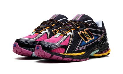 New Balance 1906R "Black/Pink"