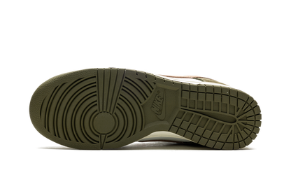 Nike Dunk Low Premium Medium Olive Hemp