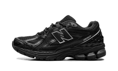 New Balance 1906R "Black Metallic"