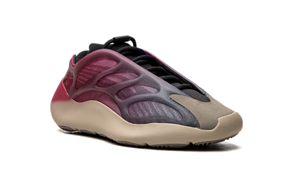 Adidas Yeezy Boost 700 V3 Fade Carbon