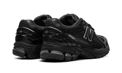 New Balance 1906R "Black Metallic"