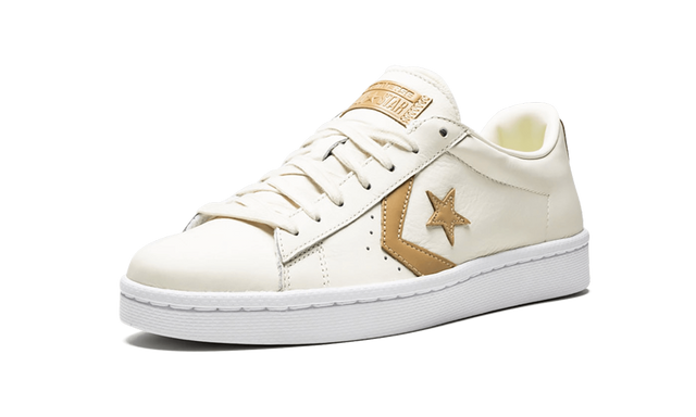 More Converse Pro Leather 76 Ox