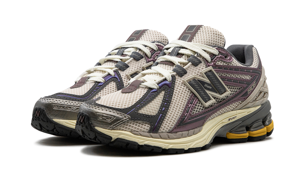 New Balance 1906R "LICORICE"