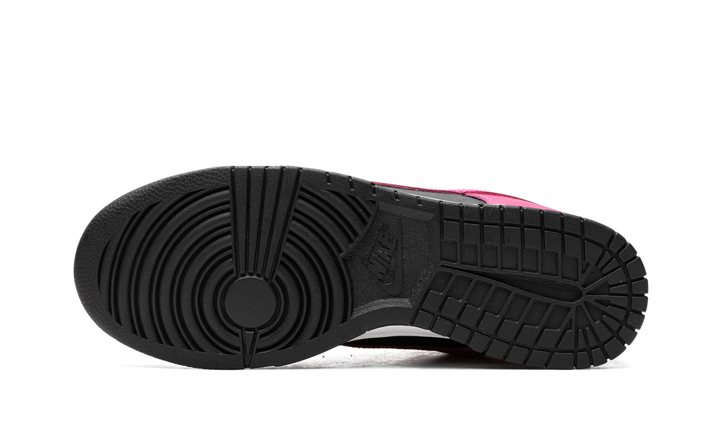 Nike Dunk Low "Fierce Pink/Black"