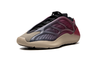 Adidas Yeezy Boost 700 V3 Fade Carbon