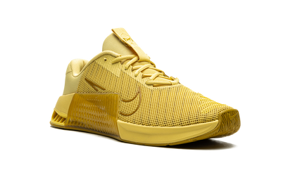 Nike Metcon 9 Saturn Gold